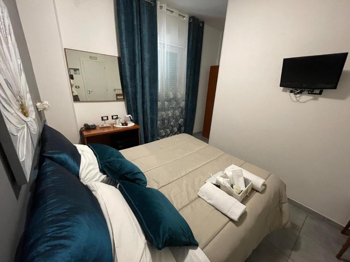 Albergo Villa Marina Anzio Buitenkant foto