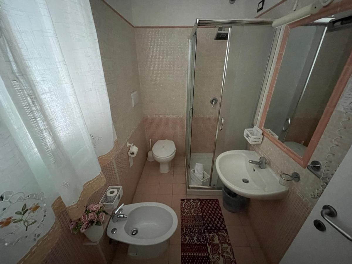 Albergo Villa Marina Anzio Buitenkant foto