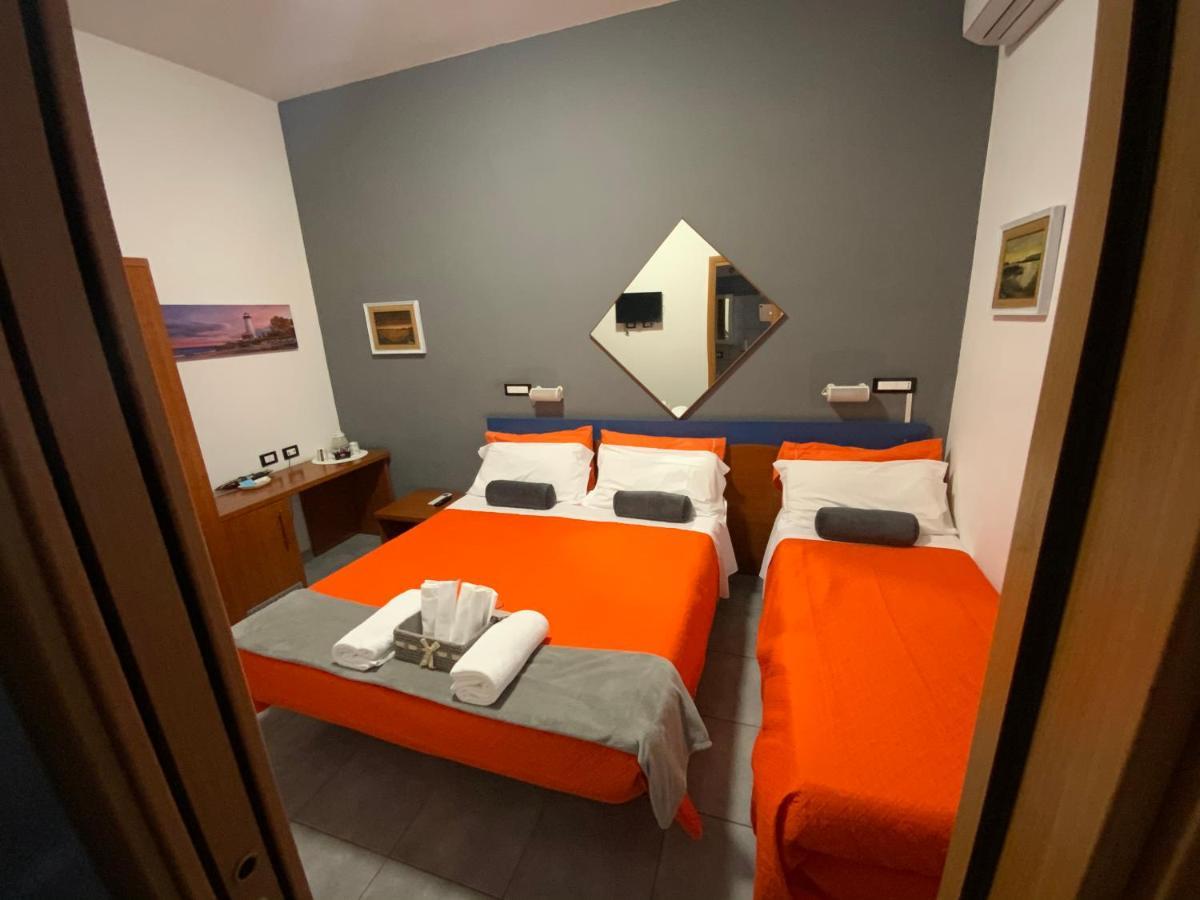 Albergo Villa Marina Anzio Buitenkant foto