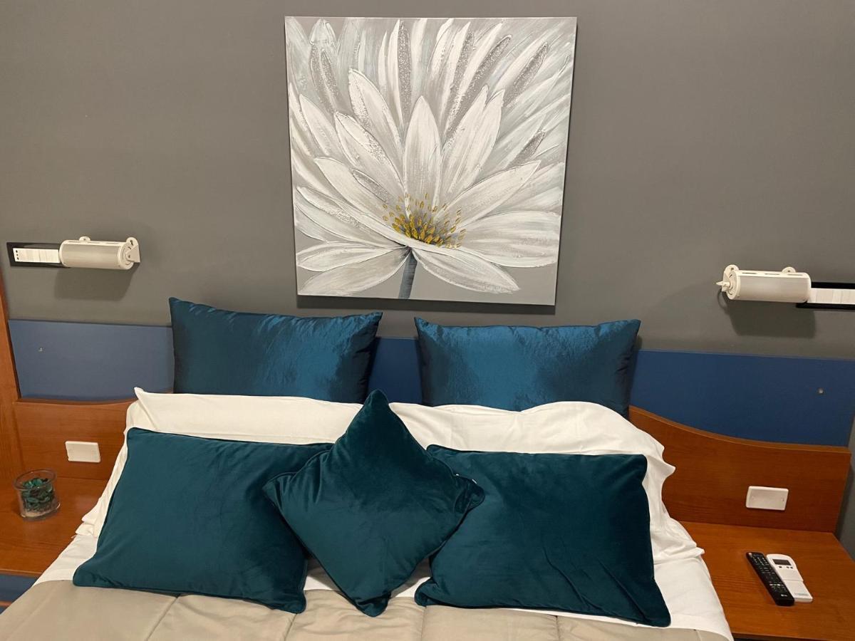 Albergo Villa Marina Anzio Buitenkant foto
