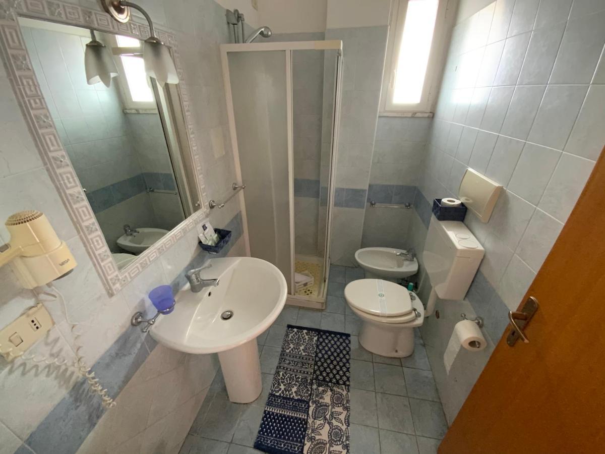 Albergo Villa Marina Anzio Buitenkant foto