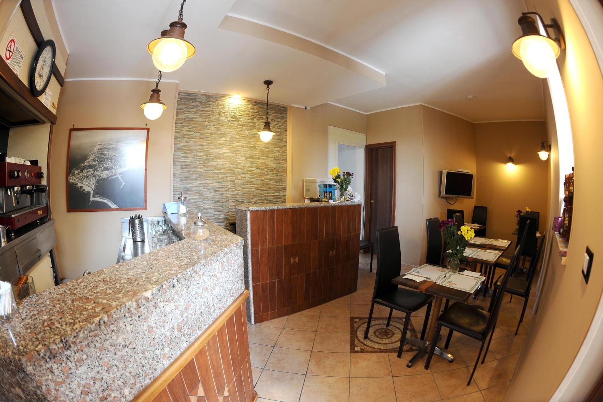 Albergo Villa Marina Anzio Buitenkant foto