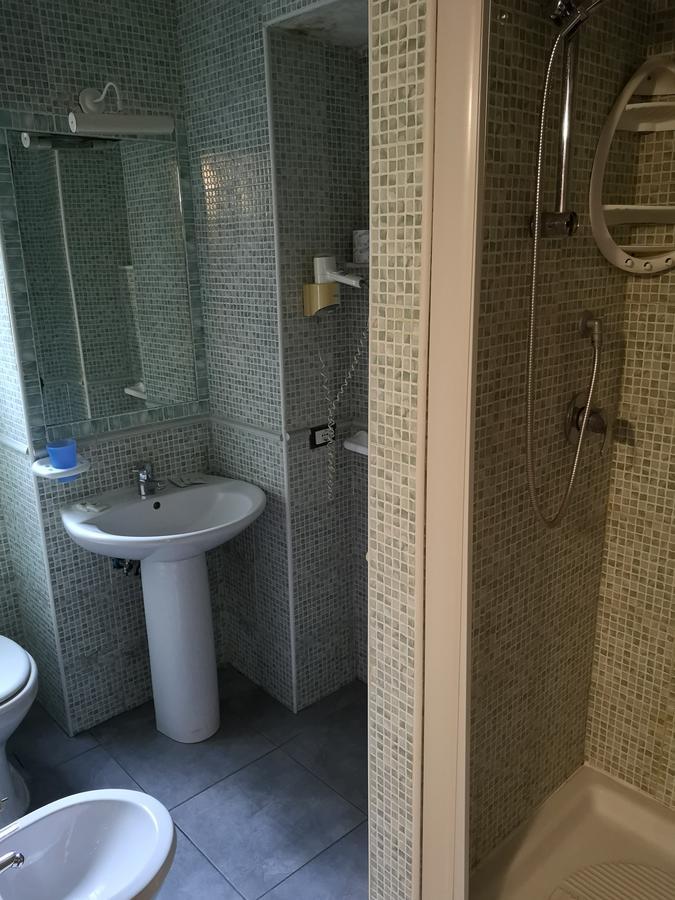 Albergo Villa Marina Anzio Buitenkant foto